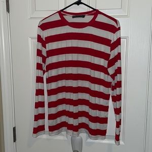 Waldo red/white striped shirt